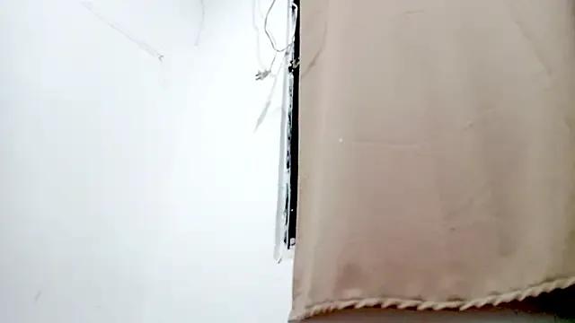 PetiteIvoryQueen19 — squirt