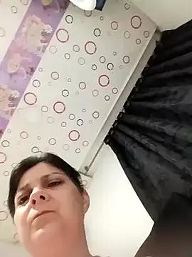 queemking on StripChat 
