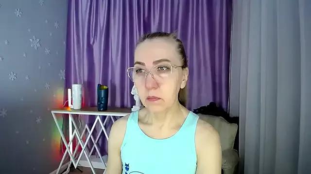 queen_a_n_i on StripChat 