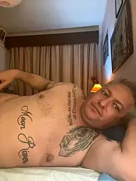 Russirayu on StripChat 