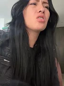 Sara_luna_ on StripChat 