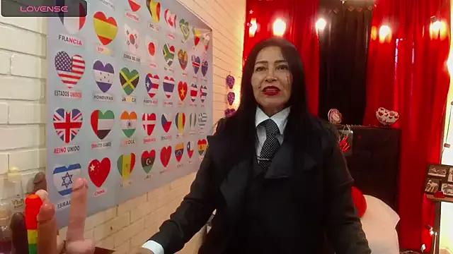 Sarah_teiku on StripChat 