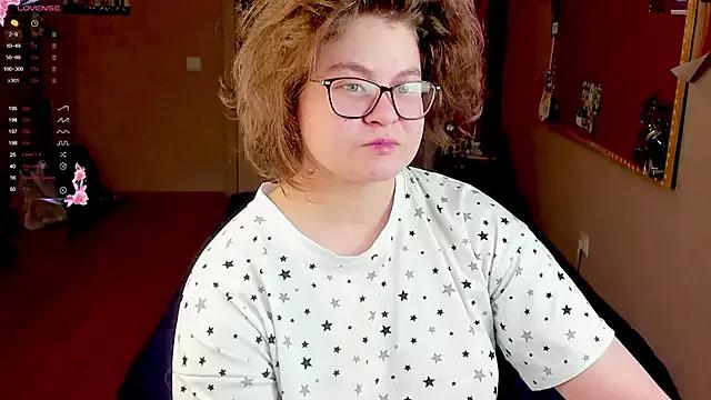 Sashy_Way on StripChat 