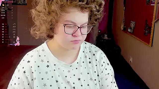 Sashy_Way on StripChat 