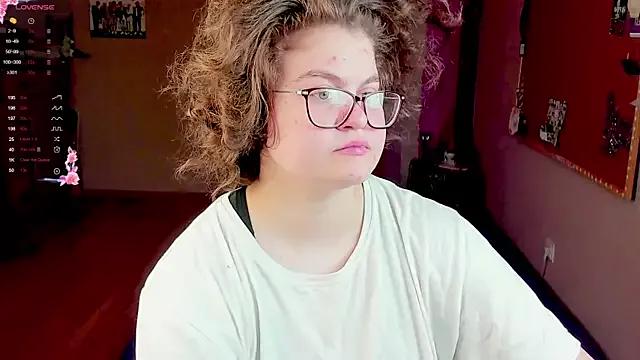 Sashy_Way on StripChat 