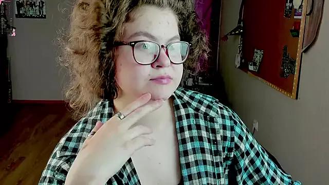 Sashy_Way on StripChat 