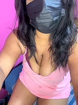 Savi-SL — Fingering pussy