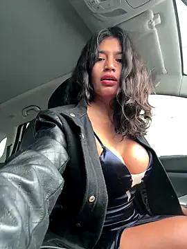 sexi_noemi — naked + squirt 