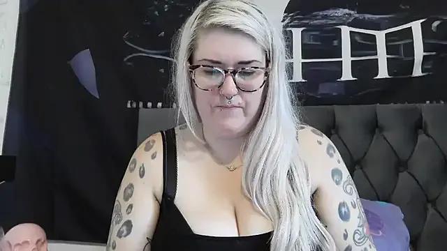 Sizzling_Indie36 on StripChat 