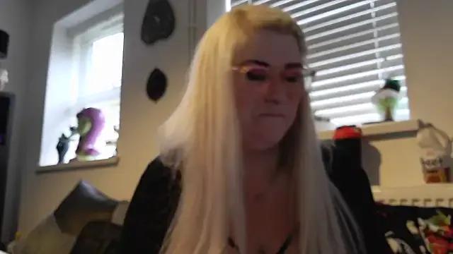 Sizzling_Indie36 on StripChat 