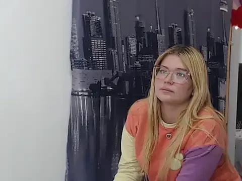 Steisyromero7 — Naked and suck dildo