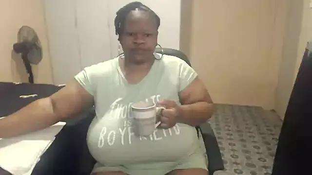 sweetnoziexx — BIRTH MONTH SPOIL ME GUYS ,VIBES
