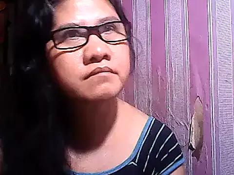 sweetsosie18 on StripChat 
