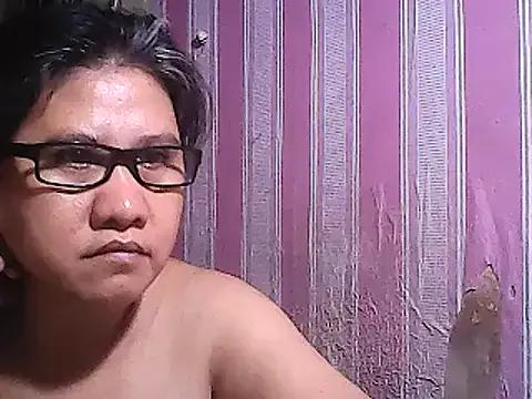 sweetsosie18 on StripChat 