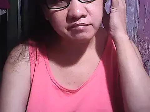 sweetsosie18 on StripChat 