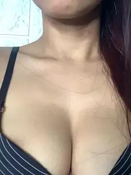 Sweety_008 on StripChat 