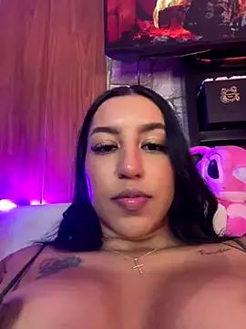 Tamara_Roberts1 on StripChat 