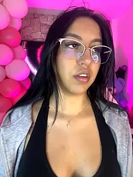 Tamara_Roberts1 on StripChat 