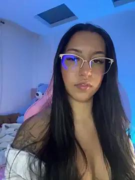 Tamara_Roberts1 on StripChat 