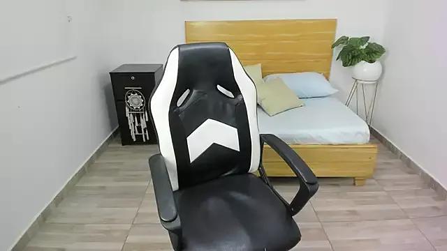 tiffanny_doll_ on StripChat 