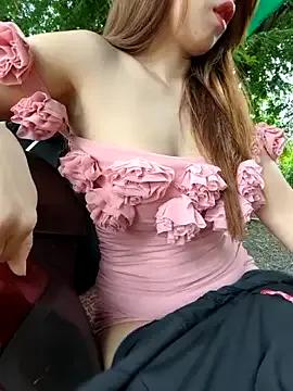 Tina_Ty — Nude squirt and public