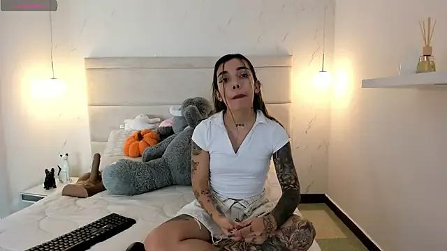 VENUSMOON777 — Let me see under your shirt 