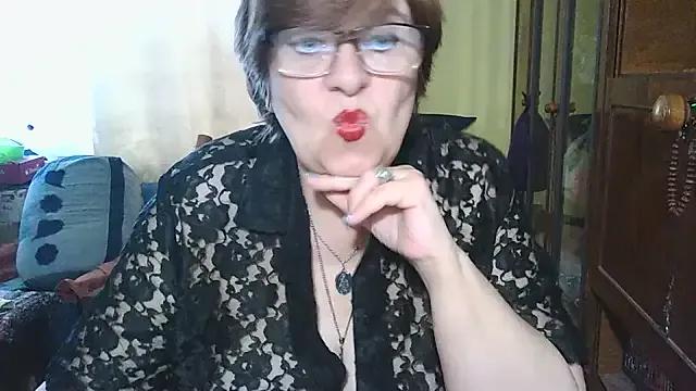 VeronicaGold511 — Freechat on StripChat