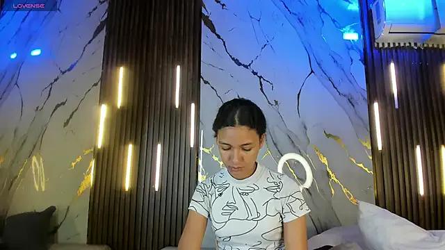 VictoriaDuart — domi un ass - lush in pussy dildo