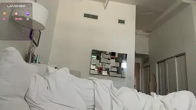 xoxoxjenn on StripChat 