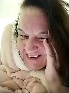 Yaya_Mineira on StripChat 