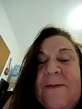 Yaya_Mineira on StripChat 